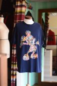 画像2: MICKEY MOUSE Tシャツ　<br>表記XL<br> (2)